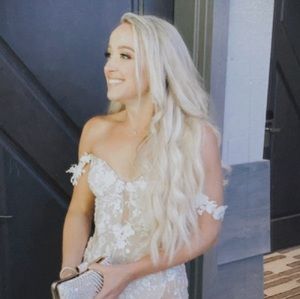 Meet your Posher, Courtney